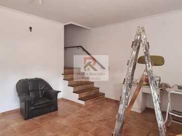 Venta Dúplex Ituzaingó 3 ambientes cerca Autopista Excelente construcción como nuevo