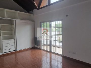 Venta Dúplex Ituzaingó 3 ambientes cerca Autopista Excelente construcción como nuevo