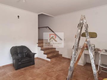 Venta Dúplex Ituzaingó 3 ambientes cerca Autopista Excelente construcción como nuevo