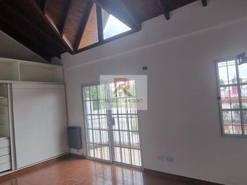 Venta Dúplex Ituzaingó 3 ambientes cerca Autopista Excelente construcción como nuevo
