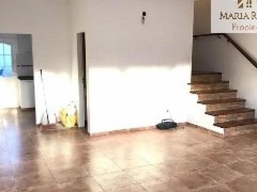 Venta Dúplex Ituzaingó 3 ambientes cerca Autopista Excelente construcción como nuevo