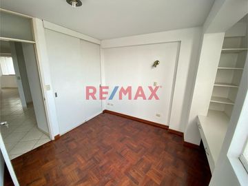 Exclusivo departamento en 7mo piso vista externa, con ascensor directo de 122.50 mt2 + Estacionamiento en uno de los mejores distritos de Lima; SAN BO