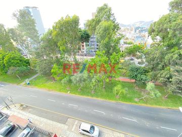 Exclusivo departamento en 7mo piso vista externa, con ascensor directo de 122.50 mt2 + Estacionamiento en uno de los mejores distritos de Lima; SAN BO