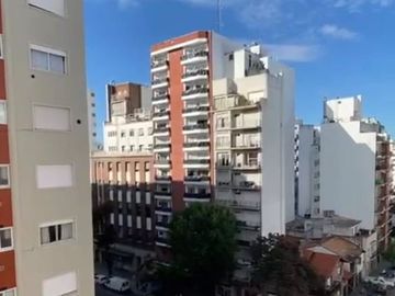 DEPTO 2 AMB C BALCON A LA CALLE RECICLADO Y C MUEBLES PLAZA MITRE