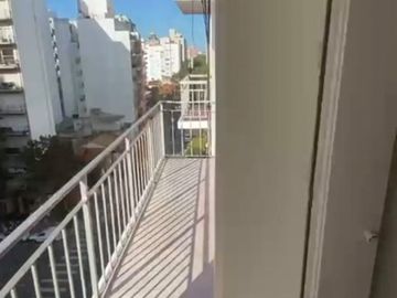 DEPTO 2 AMB C BALCON A LA CALLE RECICLADO Y C MUEBLES PLAZA MITRE