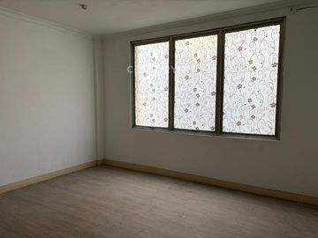 Siap Usaha Ruko Boulevard Harapan Indah Lokasi Strategis LB 137m