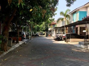 Rumah asri siap huni di Graha Wahid dekat UNIMUS