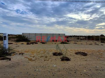 ✨ ¡Oportunidad Única de Inversión en Piura! ✨

🌟 Terreno Urbano en Venta 🌟

Dirección: Manzana A LOTE 06 Y 07 CONDOMINIO LAS CASAS DE ENGEL LA MAR