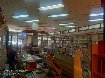 Ruangan Usaha di jalan utama Ir Haji Juanda Dago Bandung