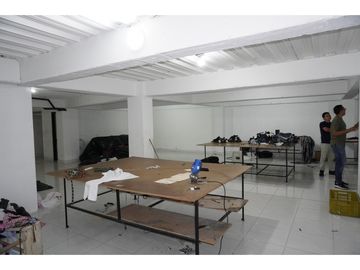 VENTA BODEGA CENTRO VILLAMARA 225m² | BODEGAS BARATAS