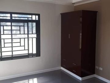 5 Bedroom House for Sale in Pandan Angeles City Near Marquee Mall