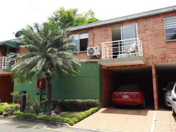 casa en venta en el ingenio ii. Cod V7470497