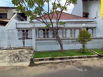 Rumah Dijual di Jl Margorejo Indah, Surabaya