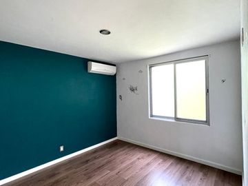 Venta de casa en Zapopan Santa Ana, dentro de coto