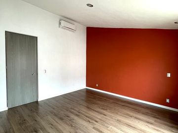 Venta de casa en Zapopan Santa Ana, dentro de coto