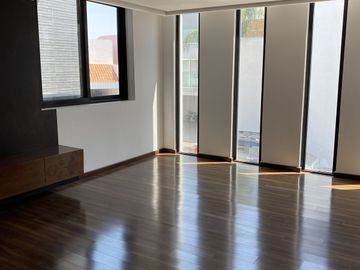 VENTA DE CASA EN FRACC SAN MARTINITO