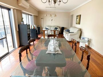 PISO EXCLUSIVO EN EXCELENTE ZONA ,  170M2,  4 HABITACIONES, 3 BAÑOS COMPLETO ( 2 EN SUITE )+ TOILETTE , DOS ASCENSORES