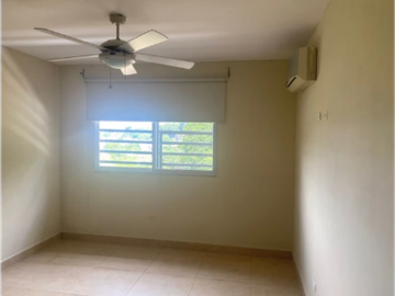 VENTA DE CASA EN CONDADO DEL REY