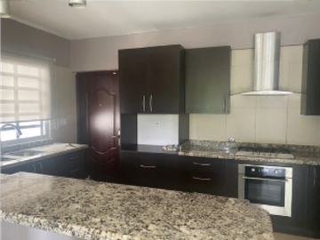 VENTA DE CASA EN CONDADO DEL REY