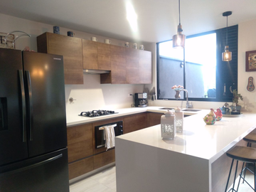 apartamento en venta en sierra grande. Cod V400309