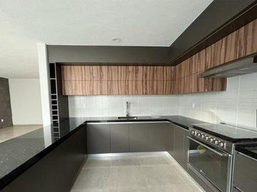 ESTRENA CASA EN CAÑADAS DEL BOSQUE, MORELIA