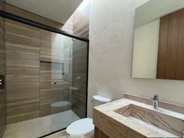 ESTRENA CASA EN CAÑADAS DEL BOSQUE, MORELIA
