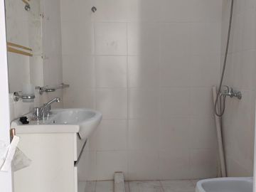 CASAS A ESTRENAR - HERMOSA ZONA - TODOS LOS SERVICIOS