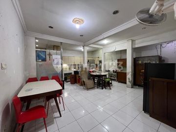 Dijual Rumah Strategis Jkn Setia Kawan Raya