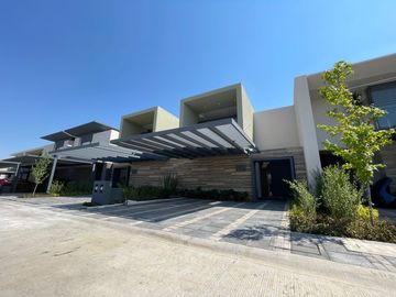 CASA EN VENTA VILLA MAGNOLIAS $6,200,000