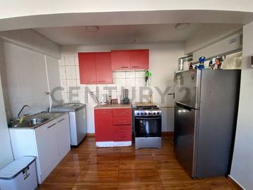 Se vende lindo y acogedor departamento sector centro en muy buen estado