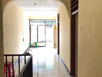 Rumah GUBENG KERTAJAYA Row 2 mobil