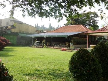 Villa diJual di Puncak Cisarua, Bogor. Dekat Taman Safari