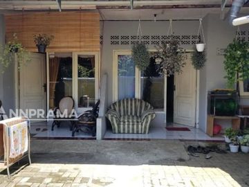 PeMel Rumah Luas Second Dijual Cepat Srengseng Sawah
