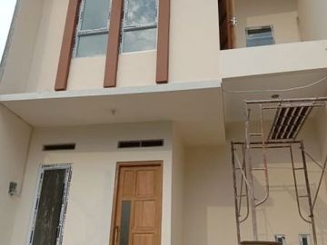 Rumah 2 lantai siap huni bisa kpr di pondok cabe
