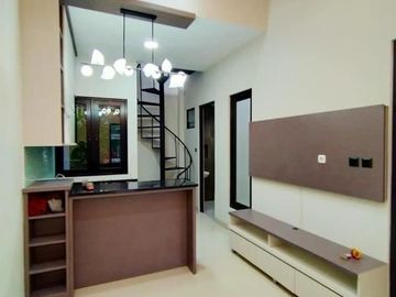 Dijual Rumah Cantik Kencana Loka 12.5 Blok V Tangerang Lokasi Strategis Murah