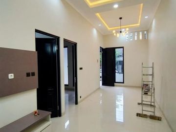 Dijual Rumah Cantik Kencana Loka 12.5 Blok V Tangerang Lokasi Strategis Murah
