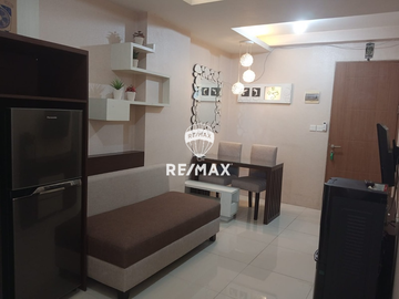 Dijual 2BR Oak Tower B Lantai 12– View Jalan, Full Furnish, AJB Ready, Siap KPA