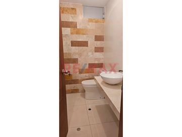 Departamento  De 126.37M² En Urb. Chama Con Gas Natural, 3 Dorms + 2 Cocheras Incluidas