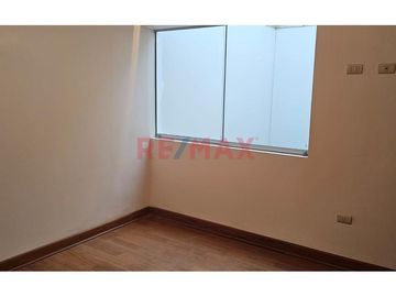 Departamento  De 126.37M² En Urb. Chama Con Gas Natural, 3 Dorms + 2 Cocheras Incluidas