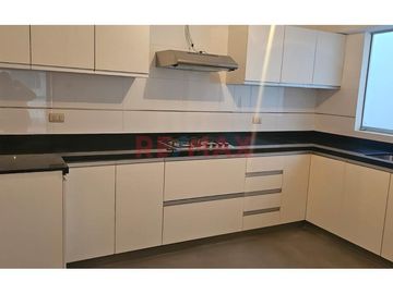 Departamento  De 126.37M² En Urb. Chama Con Gas Natural, 3 Dorms + 2 Cocheras Incluidas