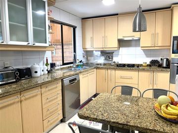 Casa en Venta en Carlos Peña Otaegui/ Francisco Bulnes Correa