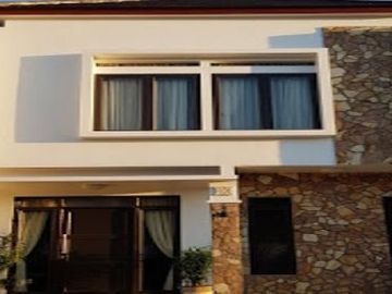 Rumah cluster mewah free biaya bonus motor dekat tol cibubur cimanggis
