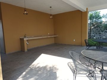 DUPLEX  NUEVOS EN CD MESETA,  PLANTA BAJA Y ALTA