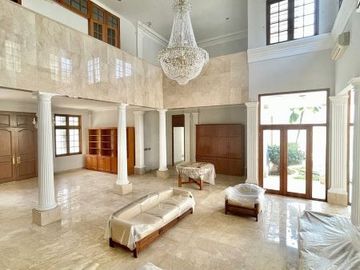 DIJUAL RUMAH LUAS di JL PERMATA HIJAU, KEBAYORAN LAMA, JAKSEL