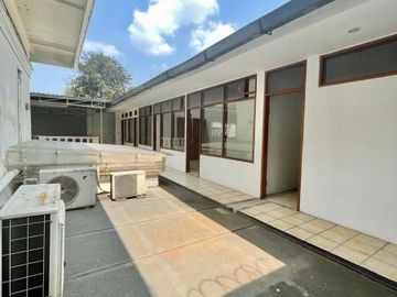 DIJUAL RUMAH LUAS di JL PERMATA HIJAU, KEBAYORAN LAMA, JAKSEL