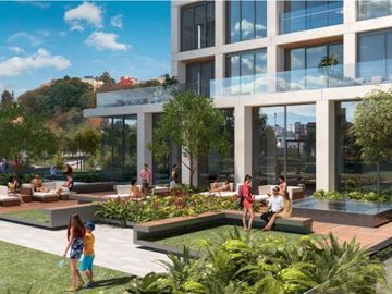 Apartamento con bosque privado, pozo de agua, muro de escalar, spa, parque par a