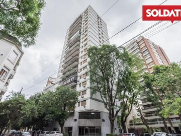 Arcos 1300 - Excelente 3 ambientes super luminoso!!