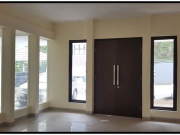 5 Bedroom House for sale