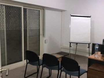 Excelentes vivienda en dos plantas en Olivos Divisibles