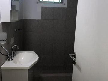 Excelentes vivienda en dos plantas en Olivos Divisibles